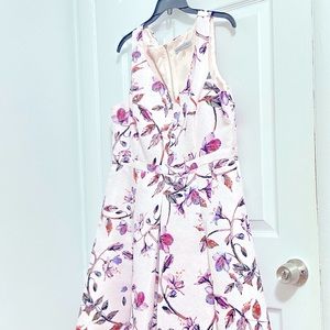 Gorgeous Women's formal dress in baby pink color, made in Vietnam ,size in 14P